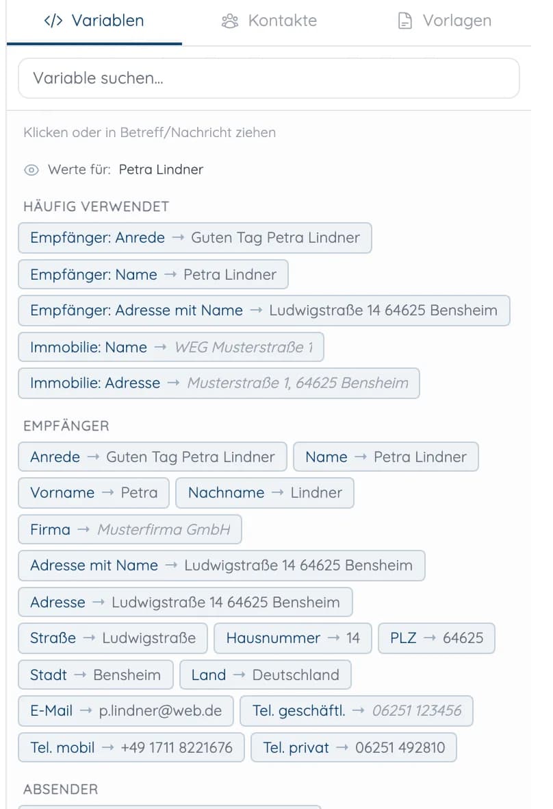Seitenleiste beim Schreiben einer E-Mail mit Variablen wie Anrede, Name und Adresse sowie Reitern für Kontakte und Vorlagen