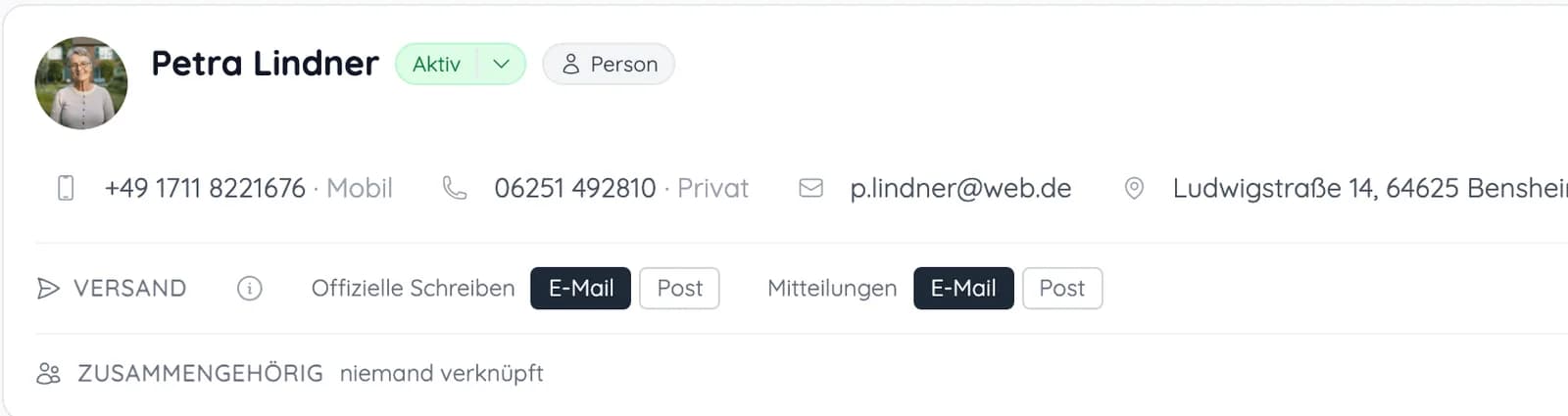 Kontaktakte mit Telefonnummern, E-Mail-Adresse und Versandeinstellungen für offizielle Schreiben und Mitteilungen