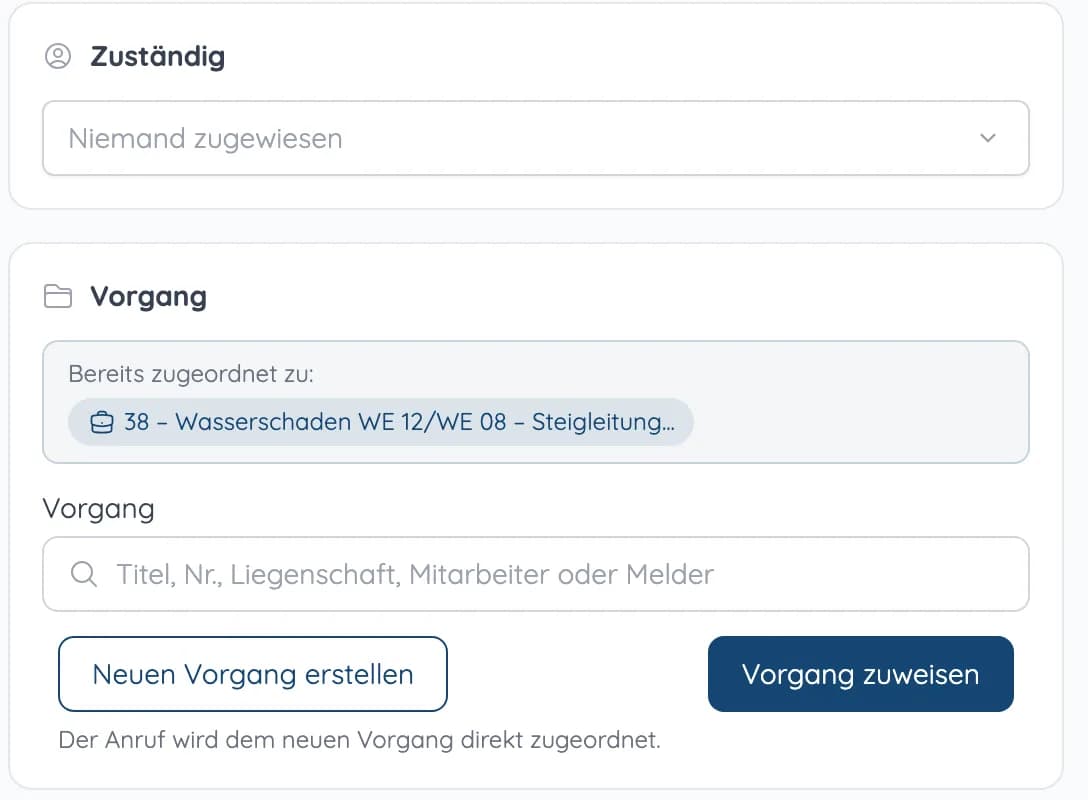 Felder „Zuständig“ und „Vorgang“ neben einer Sprachnachricht mit bereits zugeordnetem Wasserschaden-Vorgang