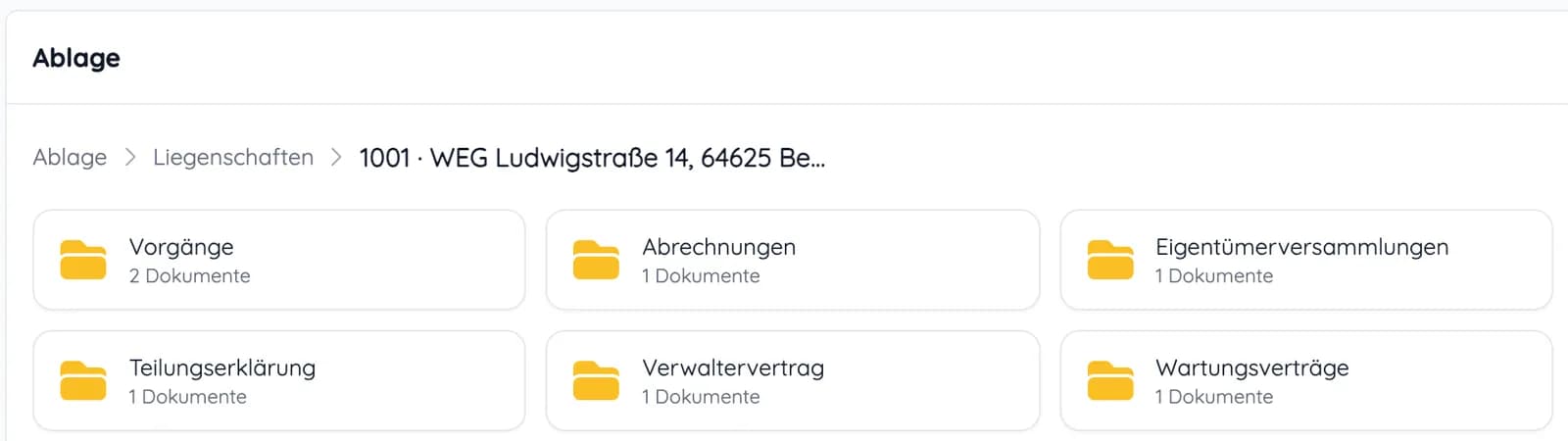 Digitale Ablage einer Liegenschaft mit Ordnern für Vorgänge, Abrechnungen, Eigentümerversammlungen, Teilungserklärung und Verwaltervertrag