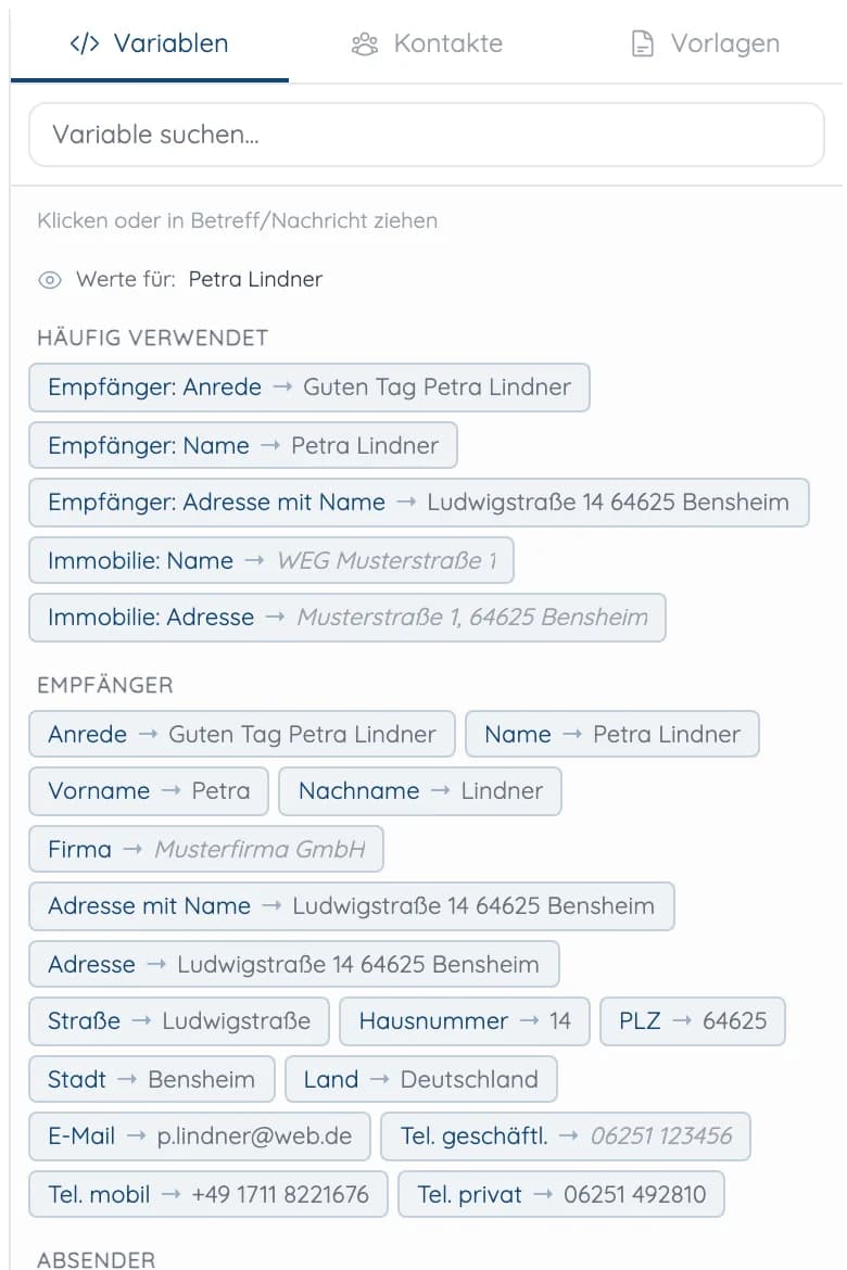 Seitenleiste im E-Mail-Editor mit Reitern Variablen, Kontakte und Vorlagen und Platzhaltern wie Anrede, Name und Adresse