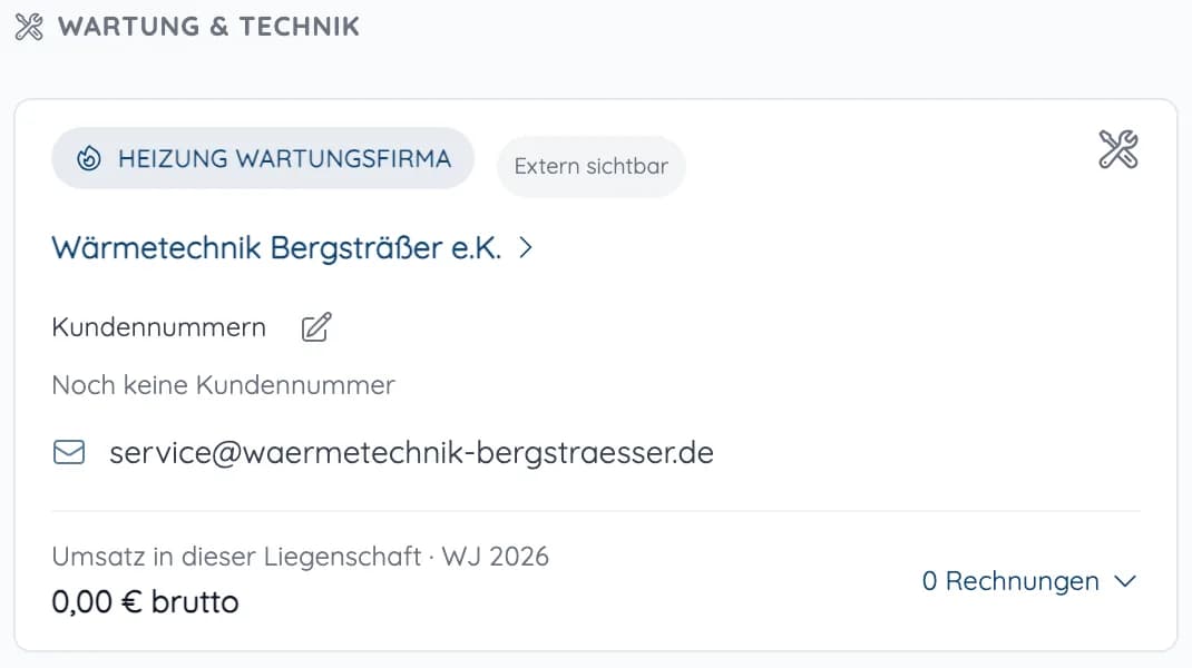 Dienstleister einer Liegenschaft: Heizungs-Wartungsfirma unter „Wartung & Technik“ mit E-Mail-Adresse und Rechnungen