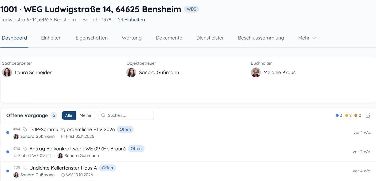 Liegenschaft in heytalo mit Sachbearbeiterin, Objektbetreuerin, Buchhalterin und Liste der offenen Vorgänge