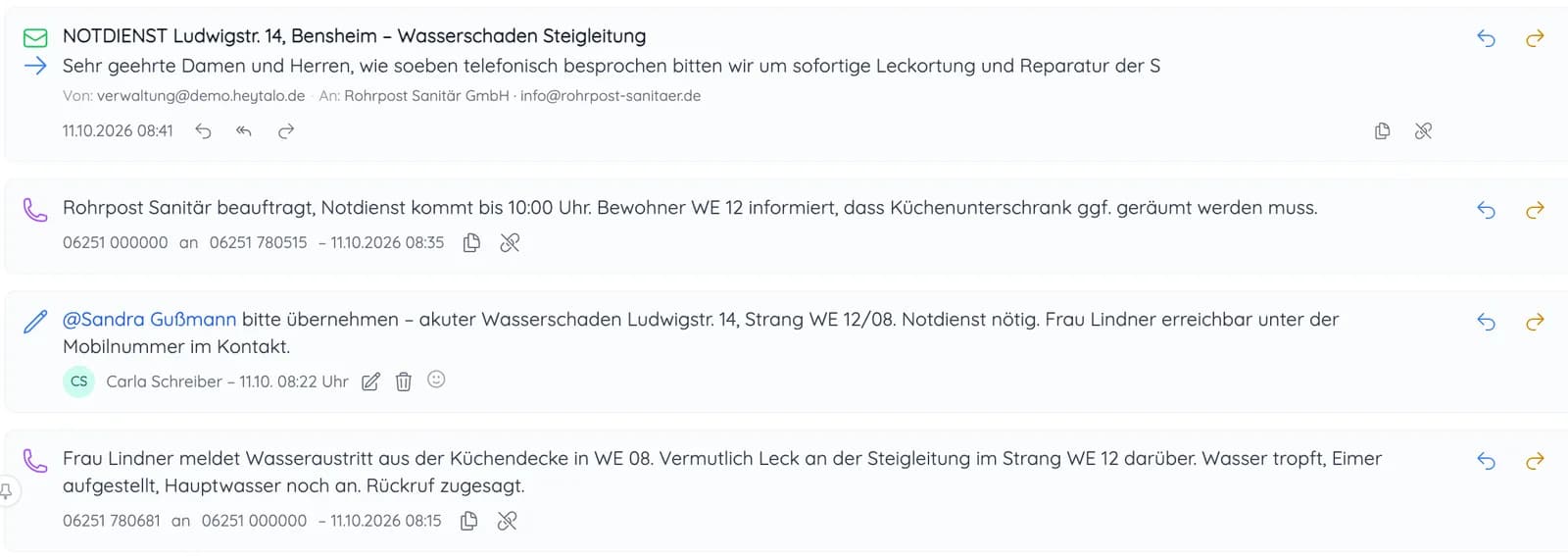 Verlauf eines Wasserschadens: Notdienst-Auftrag per E-Mail an den Sanitärbetrieb, Telefonnotiz zur Beauftragung, interne Übergabe und die erste Meldung der Bewohnerin